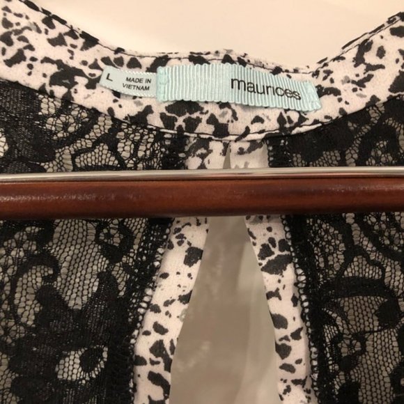 Maurice’s Dressy top 🦋 - Picture 4 of 4